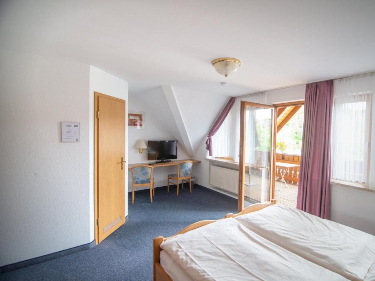 Brauereigasthof Zum Lamm Untergroningen 외부 사진